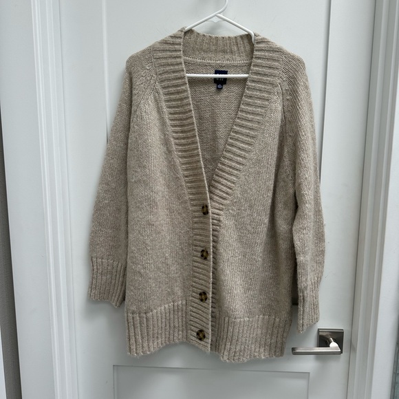 Gap Cardigan - Picture 1 of 6